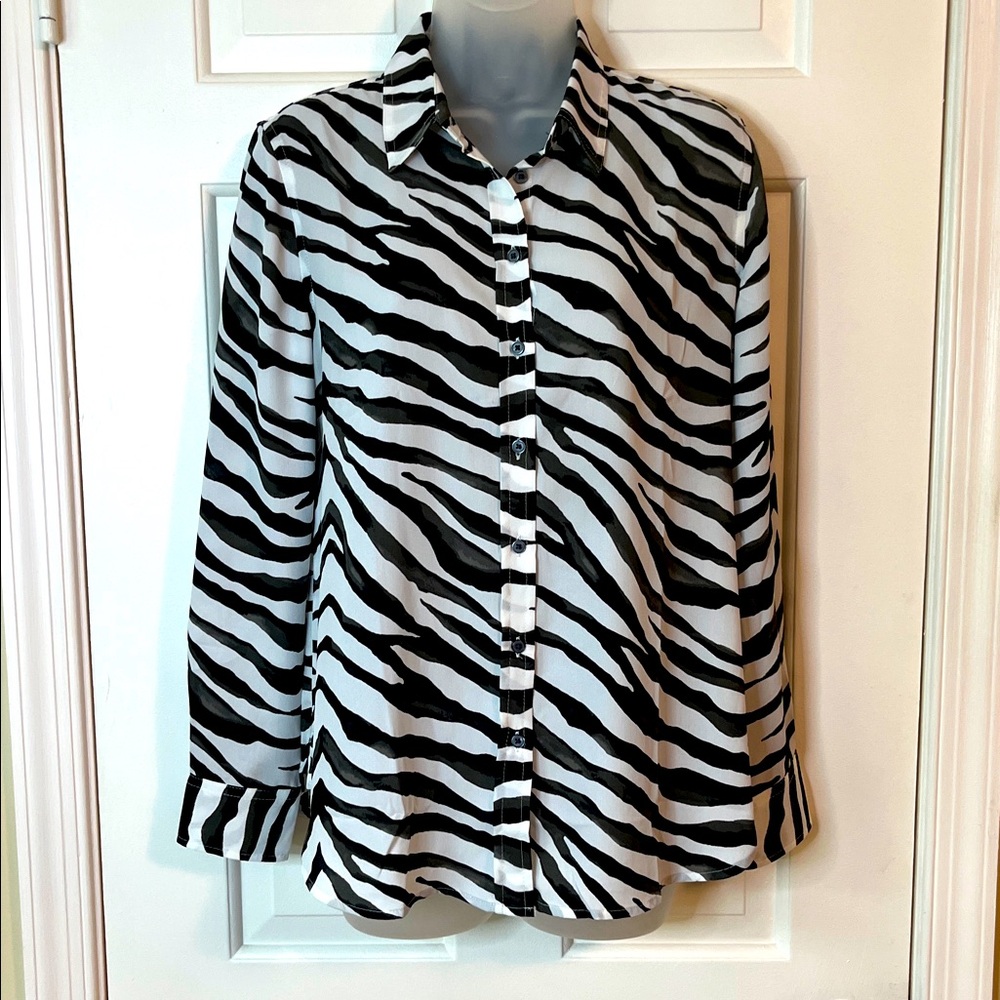 🌻Banana Republic Dylan classic fit, zebra button down long sleeve button cuff, M - Picture 3 of 11